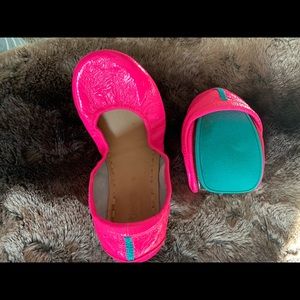 Pop pink Tieks